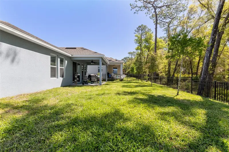 484 Baroness Way, FL
