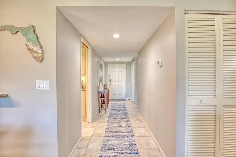 5640 Golf Pointe Dr #101, FL