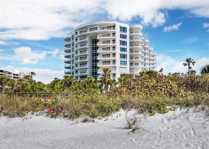 455 Longboat Club Rd #402, FL