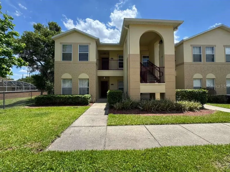 2866 Club Cortile Cir #B, FL