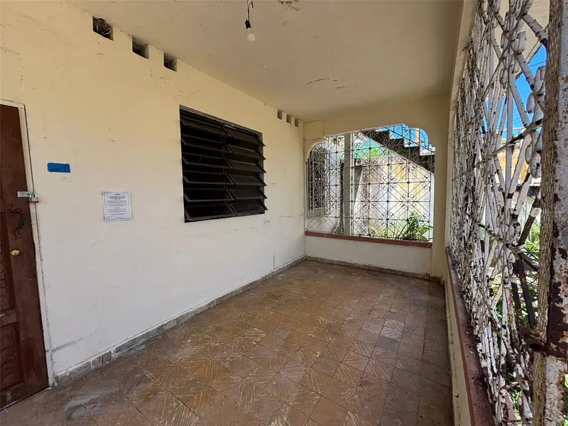 D-13c Fajardo St. Mirapalmeras, PR