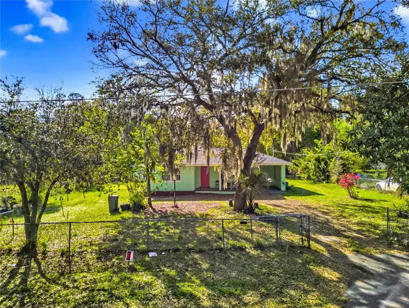 2220 Nw 1st Ave, FL
