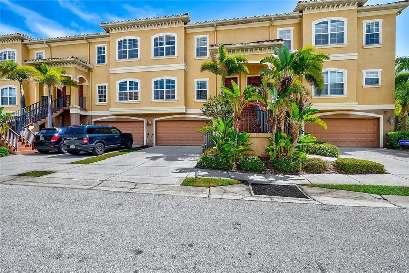 6518 Sand Shore Ln, FL