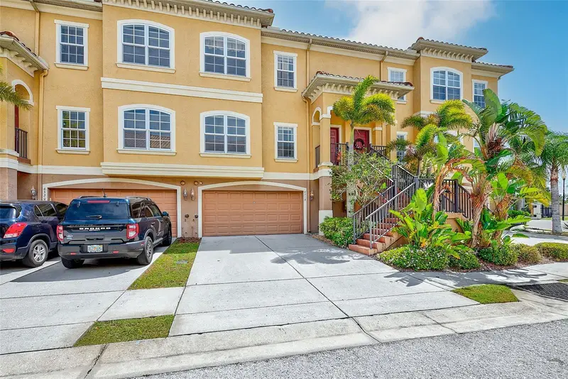 6518 Sand Shore Ln, FL