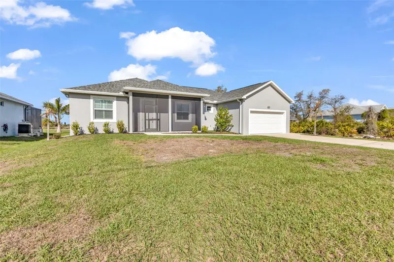 2221 Wakefield St, FL
