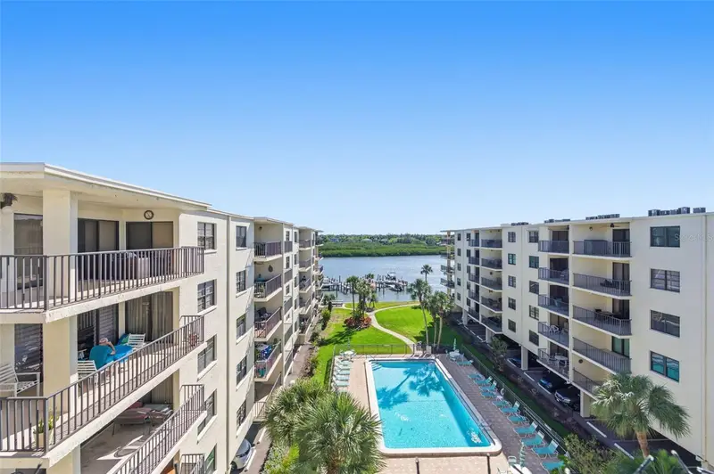 19531 Gulf Blvd #609, FL