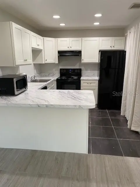 165 Windtree Ln #U, FL
