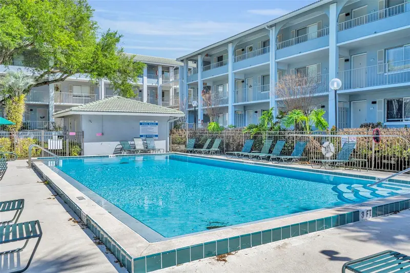 145 Oyster Bay Cir #240, FL