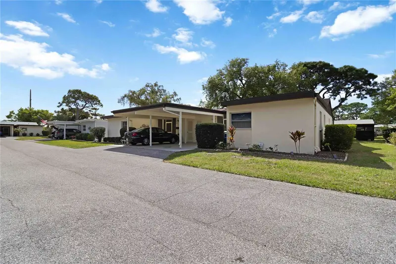 6215 Green View Cir #74, FL
