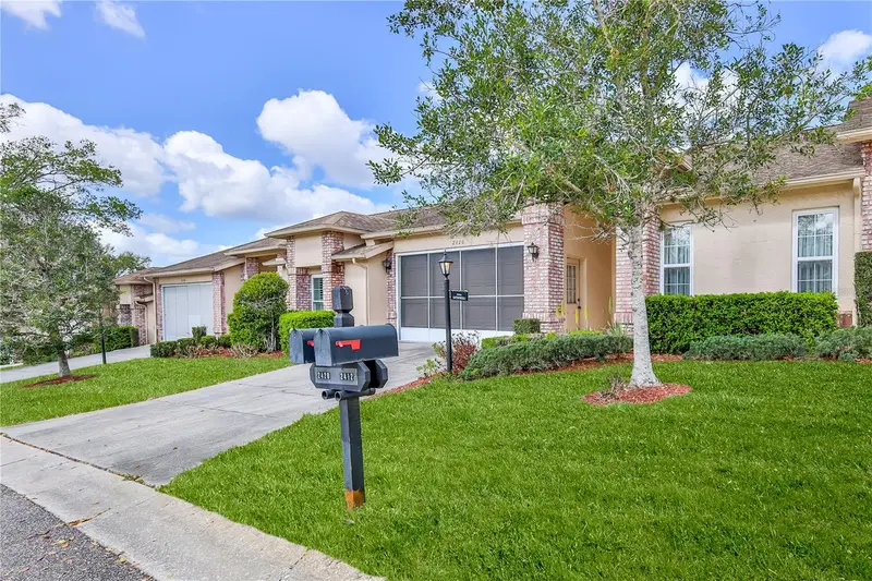 2420 Rolling View Dr, FL