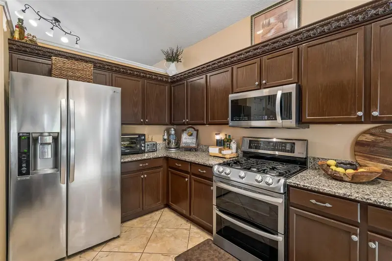 9407 Chart House Ct, FL