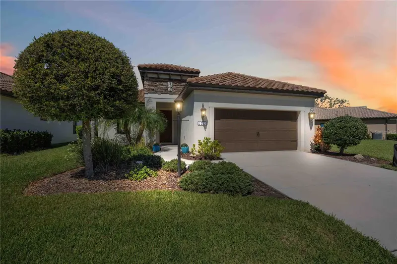 225 Benedetto Ct, FL
