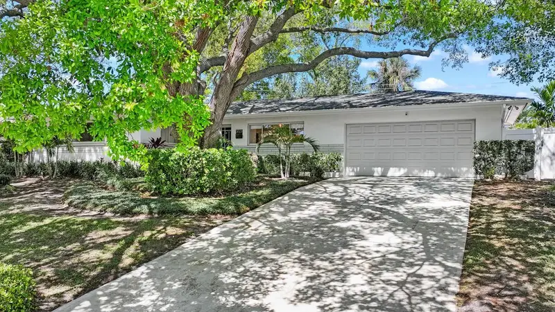 3723 Orchard Grove Ln, FL