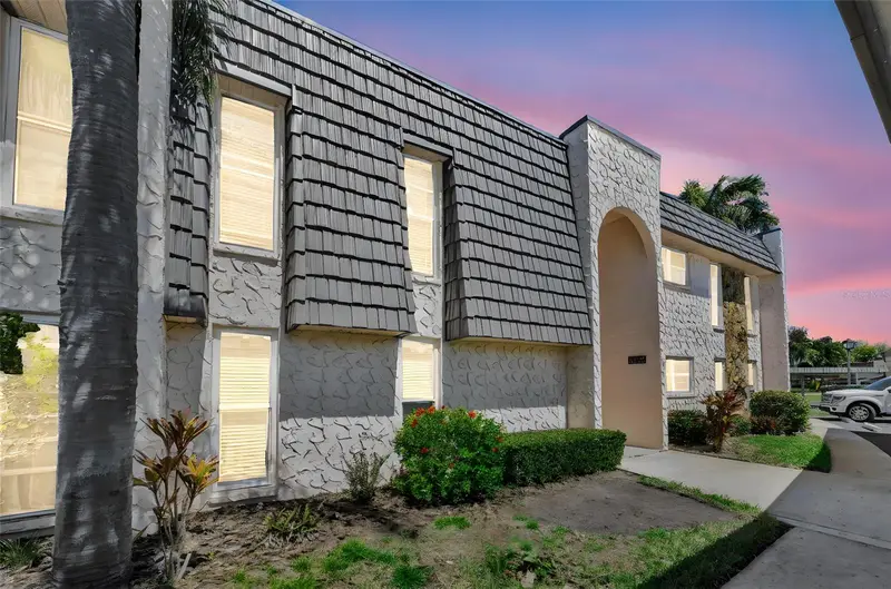 219 Elmwood Cir #219, FL