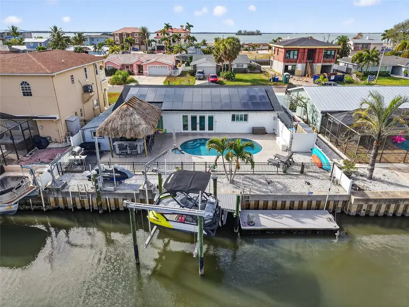 2171 Lagoon Dr, FL