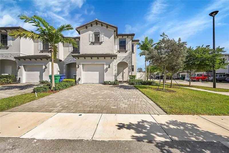 20357 Nw 4th Path, FL