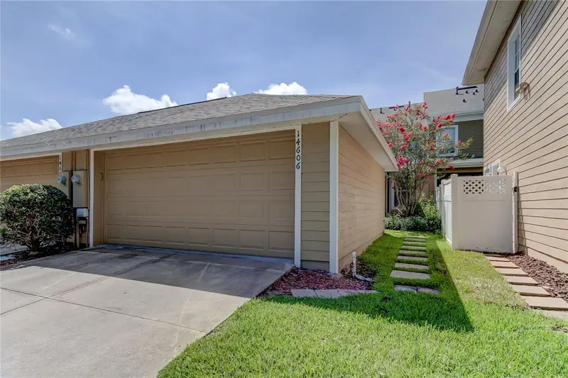 14606 Bournemouth Rd, FL