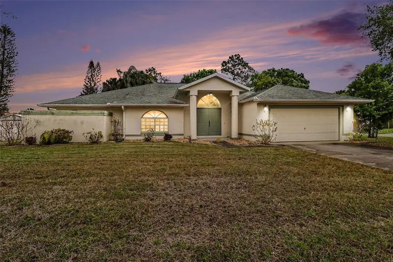 875 Gabriel Ave Ne, FL