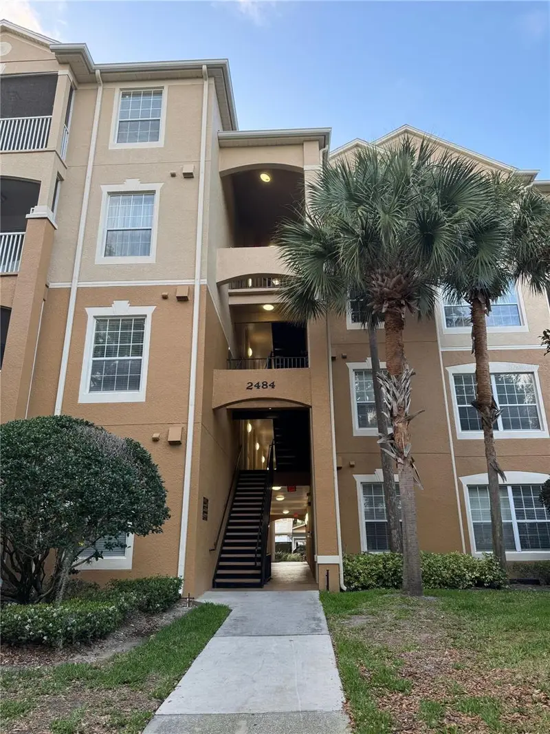 2484 San Tecla St #402, FL