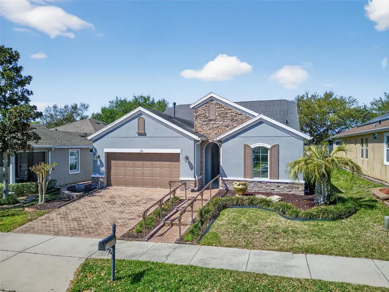 329 Silver Maple Rd, FL