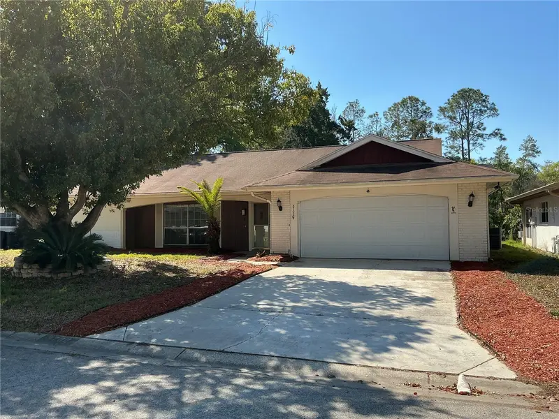 8702 Village Mill Row, FL