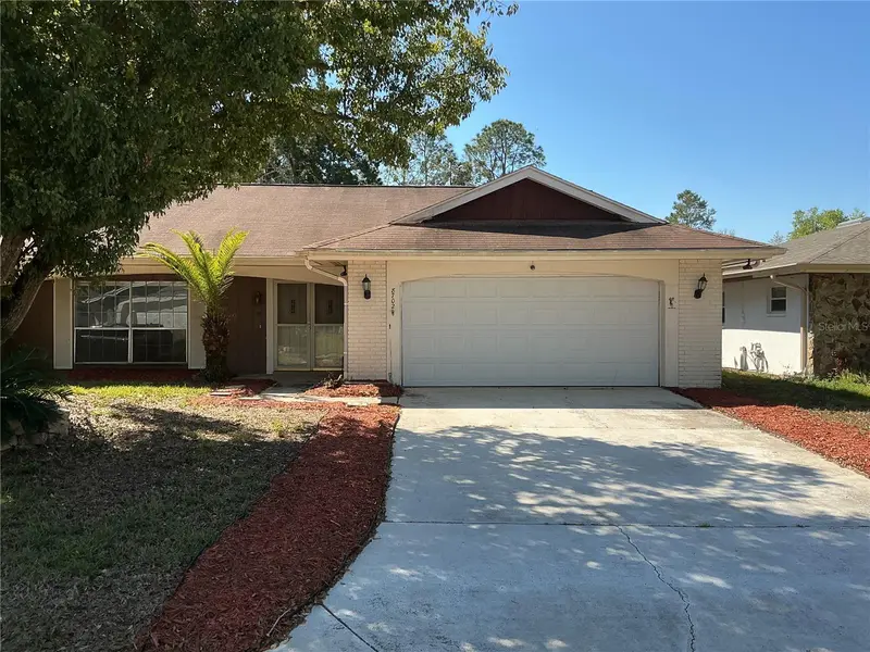 8702 Village Mill Row, FL