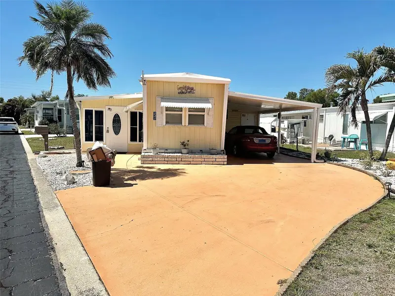 8300 Seminole Blvd #241, FL
