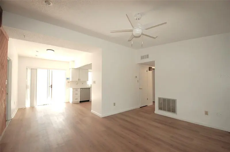 1201 S Betty Ln, FL