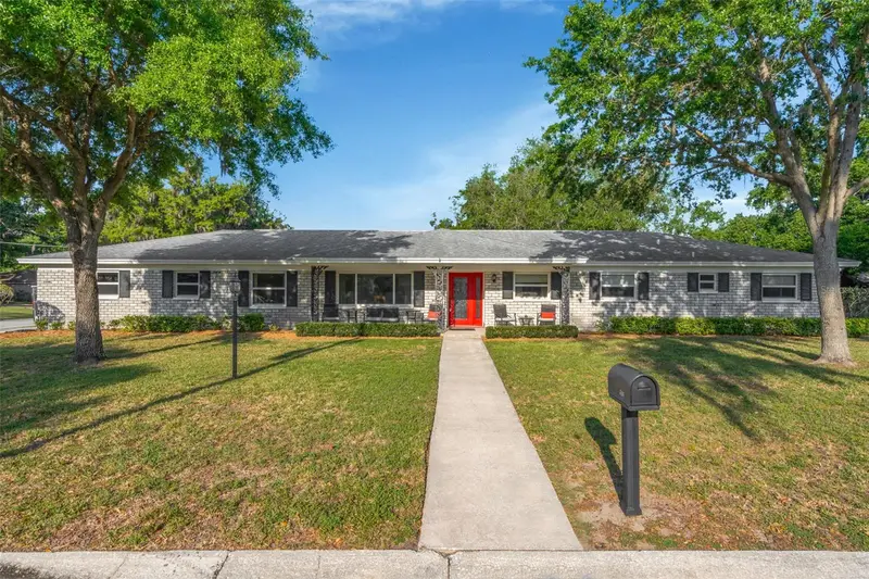 808 Coulter Pl, FL