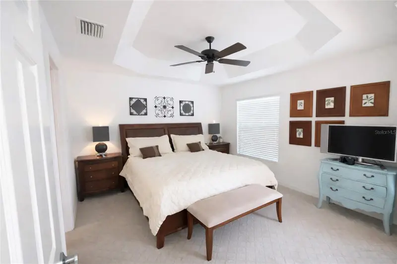 437 Jarquin Way, FL