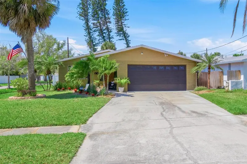 5900 Bayou Grande Blvd Ne, FL