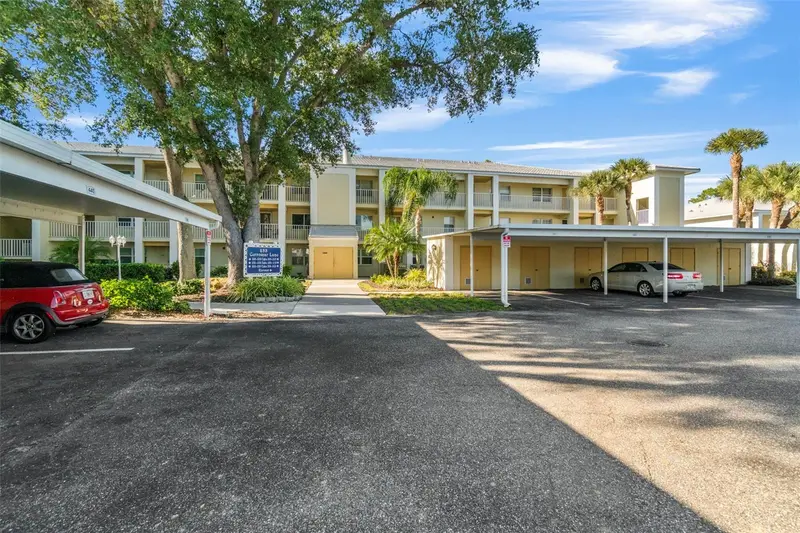 433 Cerromar Ln #441, FL