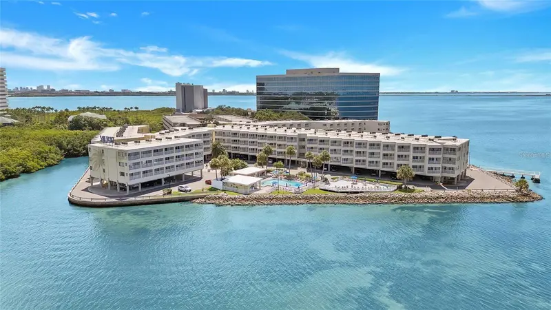 2506 N Rocky Point Dr #331 And #275, FL
