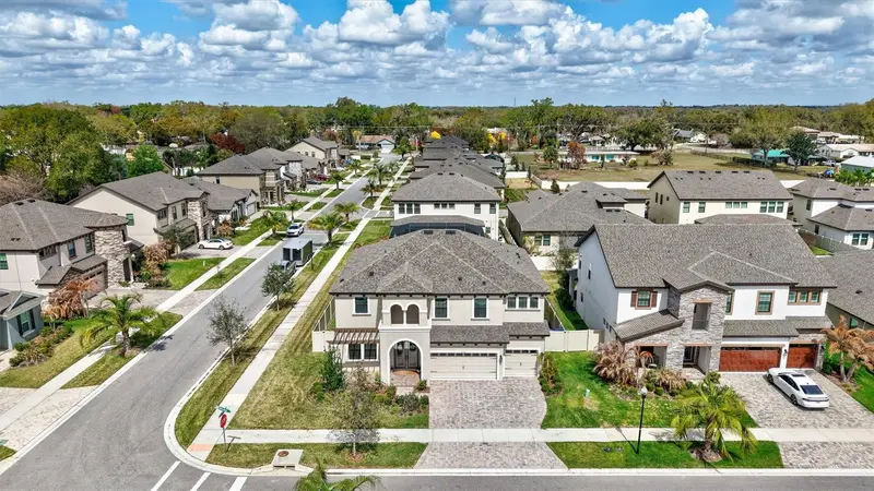 4593 Shoreleaf Loop, FL