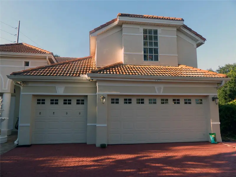 8800 Oak Landings Ct, FL