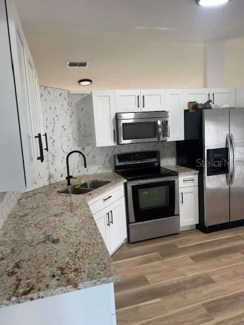 420 Albatross Ct, FL