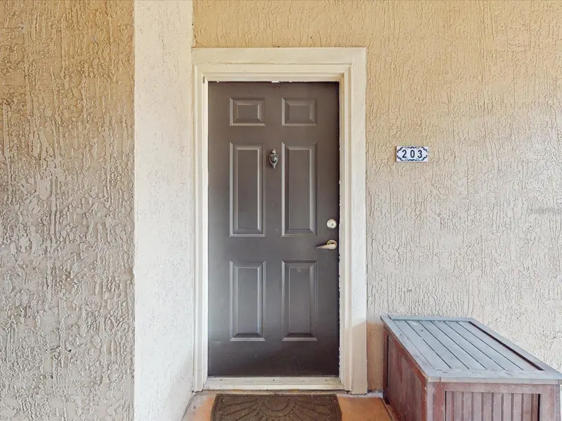 5578 Metrowest Blvd #203, FL