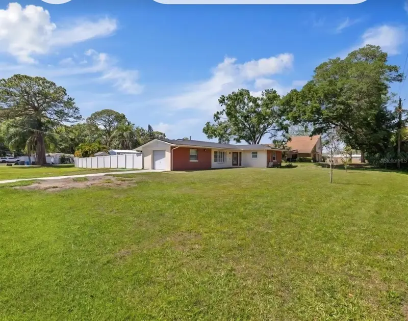 8310 Pat Blvd, FL