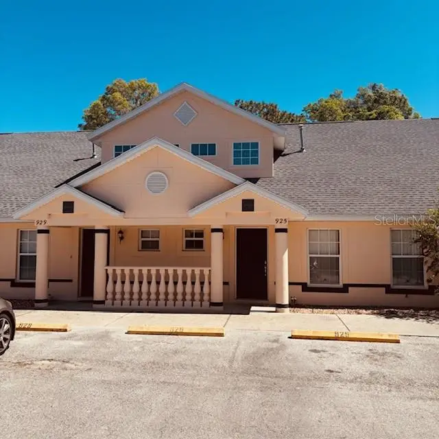 925 N Rembrandt Way #104, FL