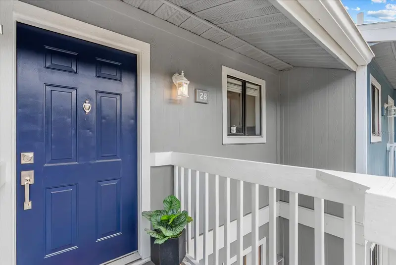 6033 34th St W #28, FL