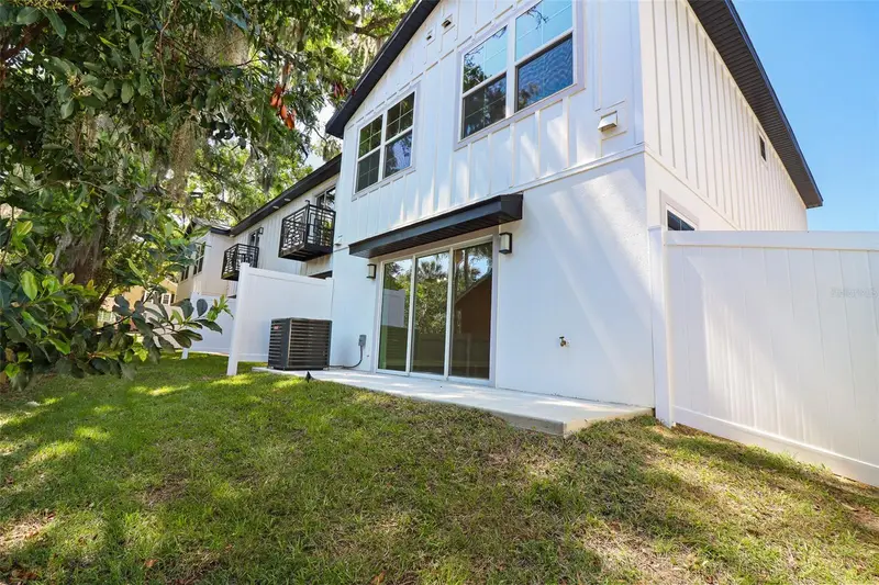 43 Se 15th Ter, FL