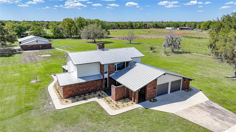 3049 Sw County Road 769, FL