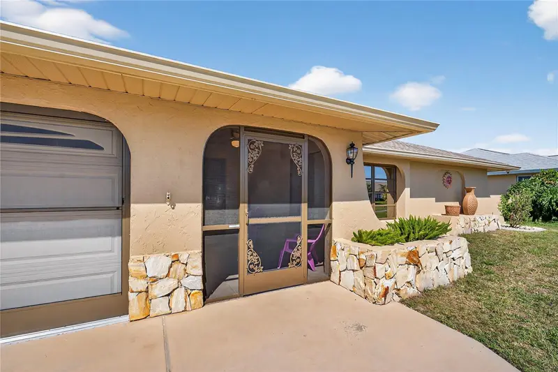 5852 Lincoln Rd, FL