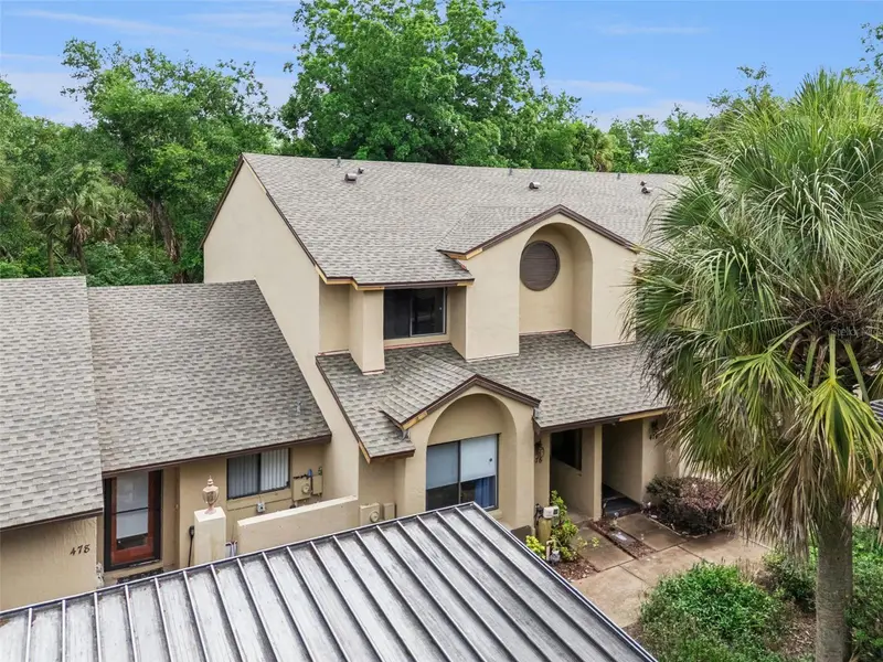 476 Club Dr, FL