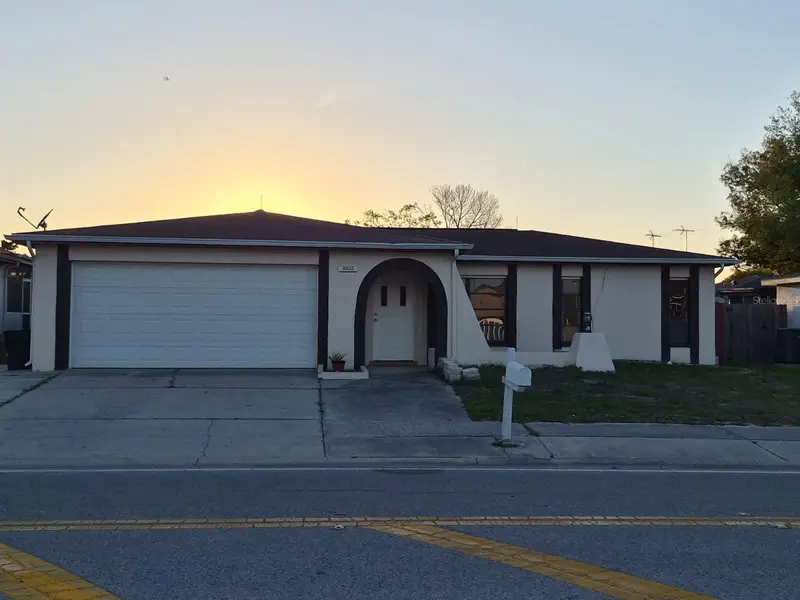 9303 Morehead Ln, FL