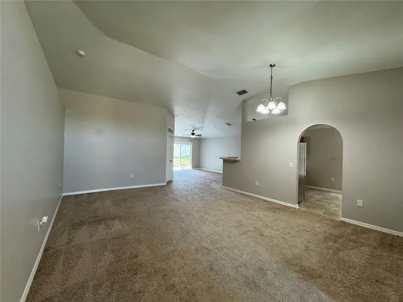 357 Squires Grove Dr, FL