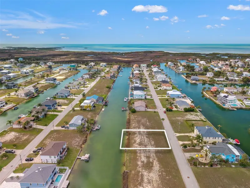 4018 Amberjack Dr, FL