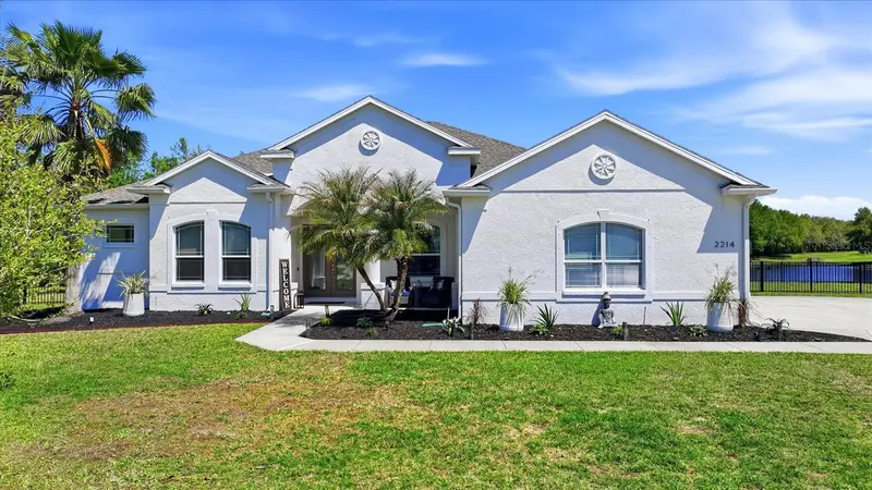 2214 132 Nd Pl E, FL