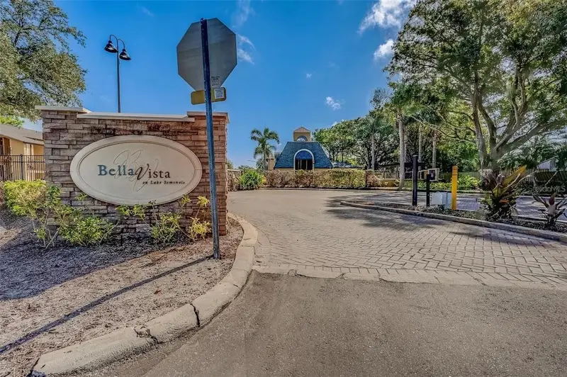 12293 Sailwinds Dr #203, FL