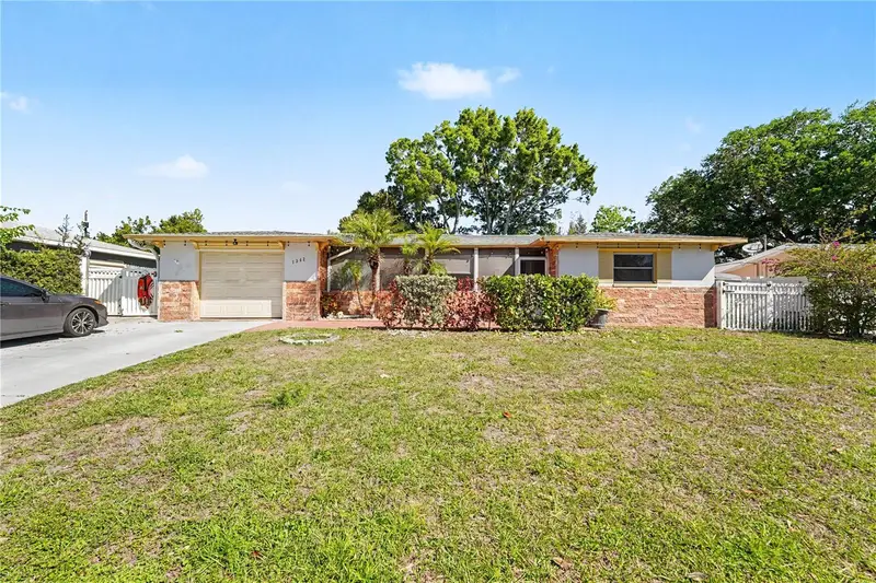 1362 Stratford Dr, FL